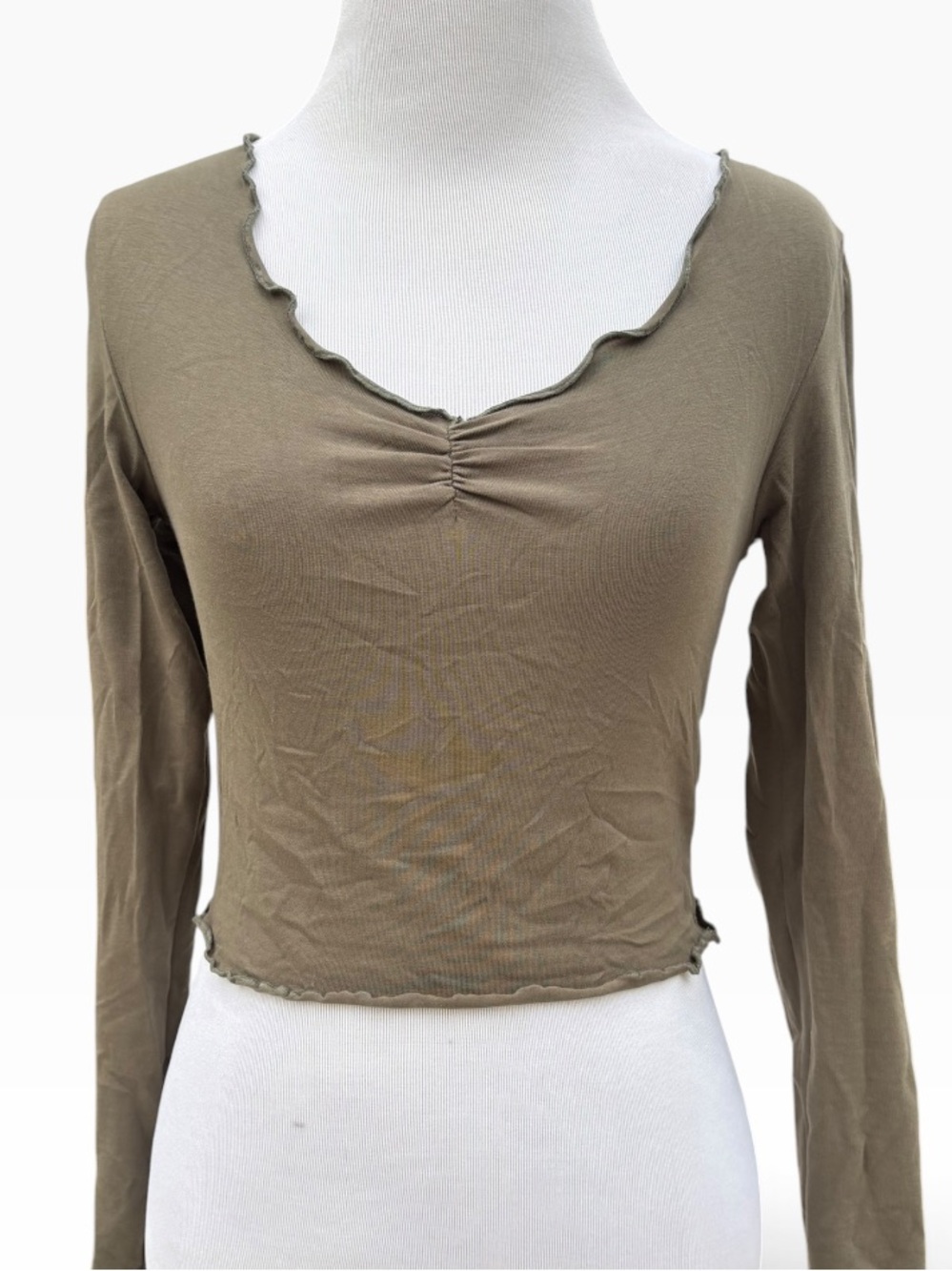SHEIN Olive Ribbed Lettuce-Edge Long Sleeve Crop Top